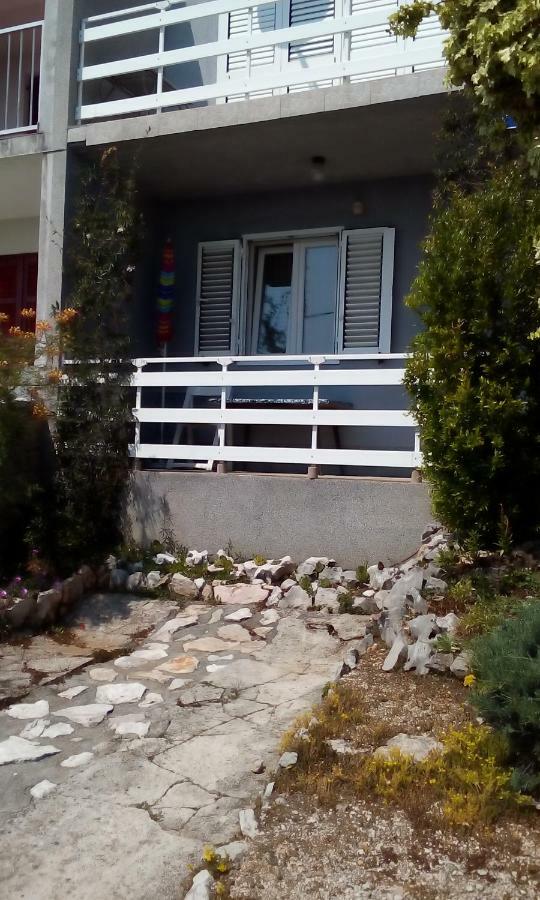 Apartment Neo Crikvenica Buitenkant foto